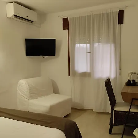 Apartamentos Y Habitaciones Kai Marbella (Adults Only) Room photo